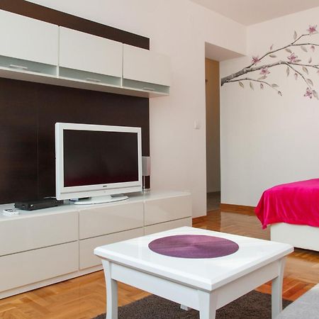 Stay In Apartments เบลเกรด ภายนอก รูปภาพ